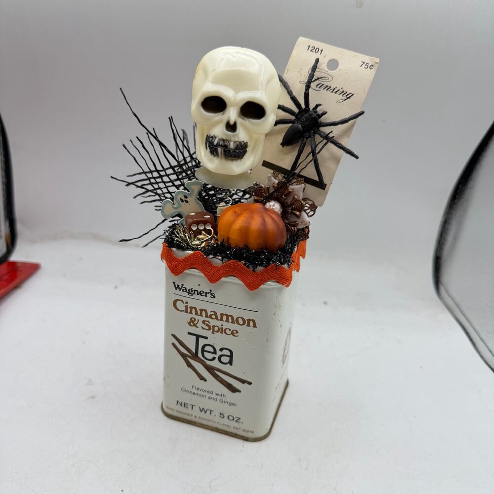 Halloween Skull Wagner Cinnamon and Spice centerpiece -Assemblage Tea Tin - Picture 3 of 6